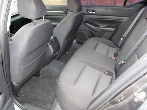 Used 2021 Nissan Altima 2.5 SV image 5