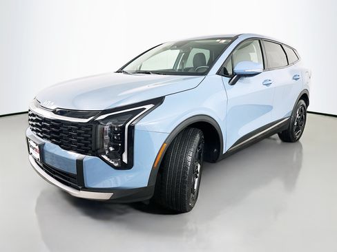 Certified 2026 Kia Sportage S AWD/4WD image 3