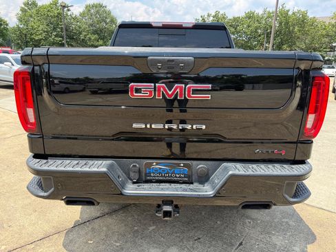 Used 2020 GMC Sierra 1500 AT4 w/ AT4 Premium Package AWD/4WD image 4