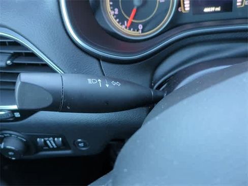 Used 2020 Jeep Cherokee Latitude Plus image 27