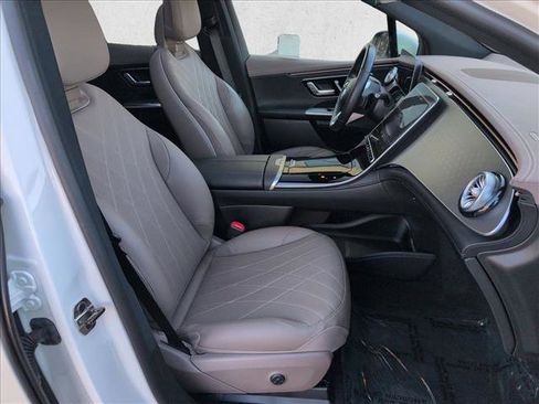 Certified 2023 Mercedes-Benz EQE 500 4MATIC SUV image 23