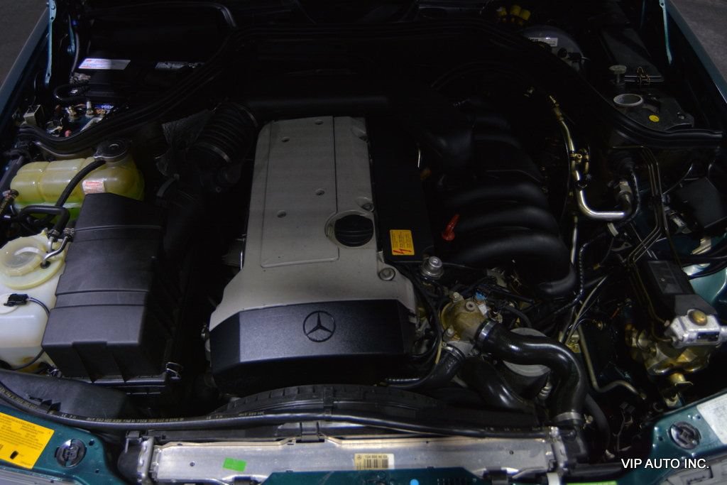 Used 1995 Mercedes-Benz E 320 Convertible image 44