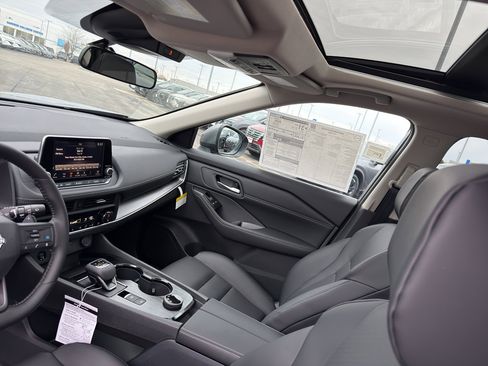 New 2026 Nissan Rogue SV image 25