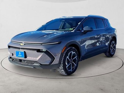 New 2026 Chevrolet Equinox EV LT image 1