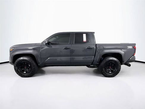Certified 2026 Toyota Tacoma TRD Off-Road AWD/4WD image 13