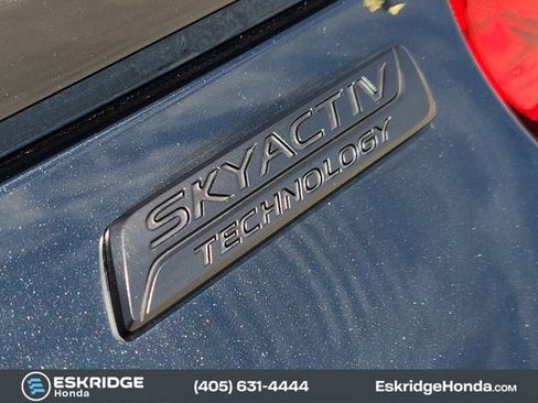 Used 2021 MAZDA MX-5 Miata RF Grand Touring RWD image 12