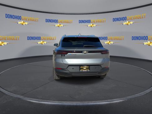New 2026 Chevrolet Equinox EV LT image 10