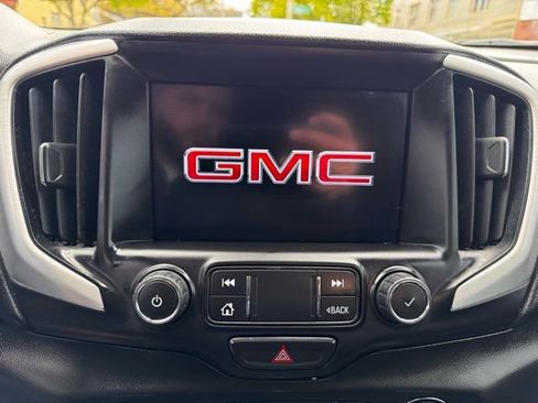 Used 2021 GMC Terrain SLE w/ Driver Convenience Package FWD image 13