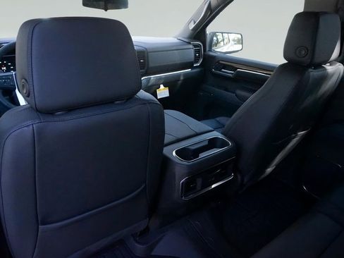 Used 2025 GMC Sierra 1500 Elevation w/ Elevation Premium Package AWD/4WD image 26