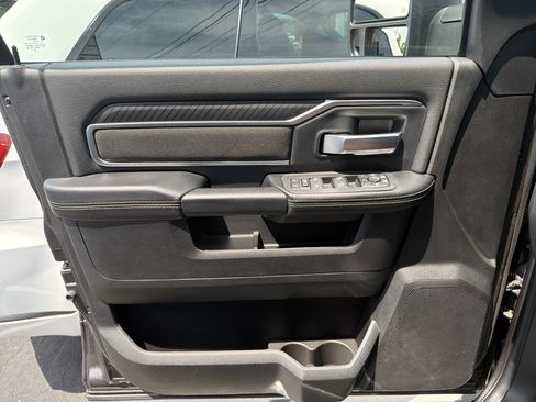 Used 2026 RAM 2500 Big Horn AWD/4WD image 32