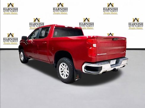 Used 2021 Chevrolet Silverado 1500 LT w/ Z71 Off-Road Package AWD/4WD image 6