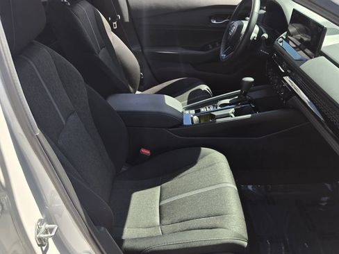 Certified 2025 Honda Accord Sport image 17
