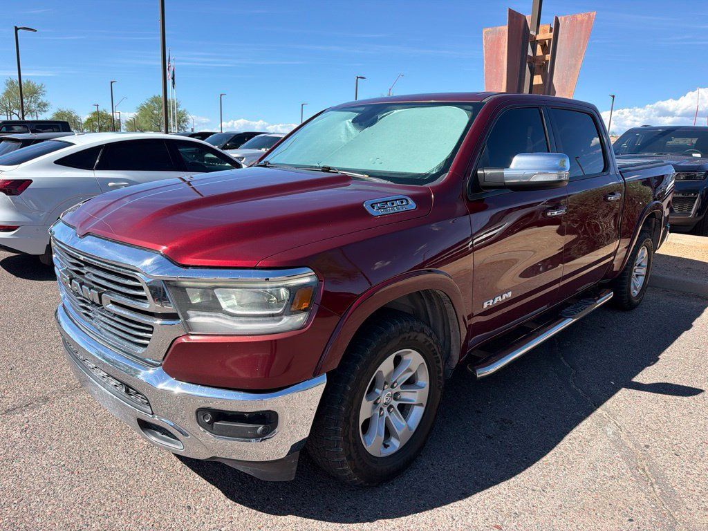 Used 2019 RAM 1500 Laramie AWD/4WD image 1
