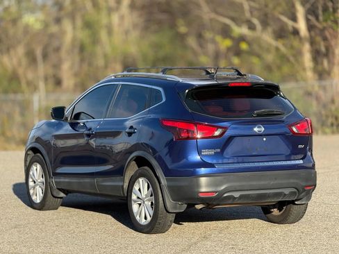 Used 2018 Nissan Rogue Sport SV image 10