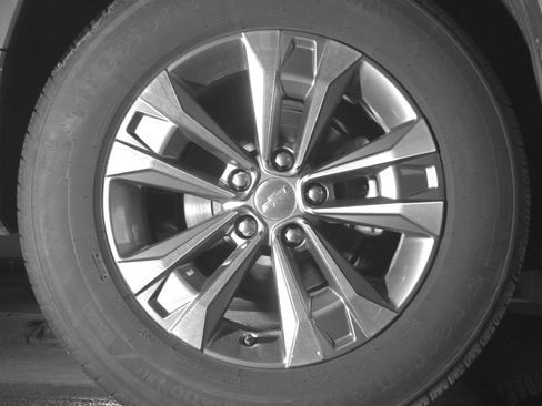 Used 2025 Chevrolet Equinox LT FWD image 15