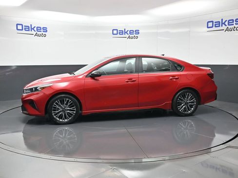 Certified 2024 Kia Forte GT-Line image 5