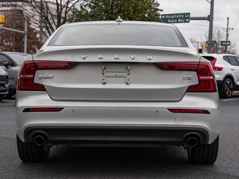 Used 2021 Volvo S60 T5 Momentum w/ Protection Package Premier image 7