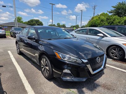 Used 2021 Nissan Altima 2.5 SV