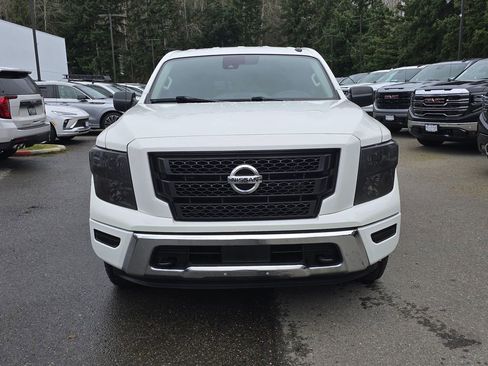 Used 2021 Nissan Titan SV w/ Accessory Utility Package image 8