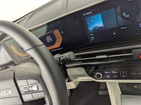 New 2026 Kia Sportage EX image 24