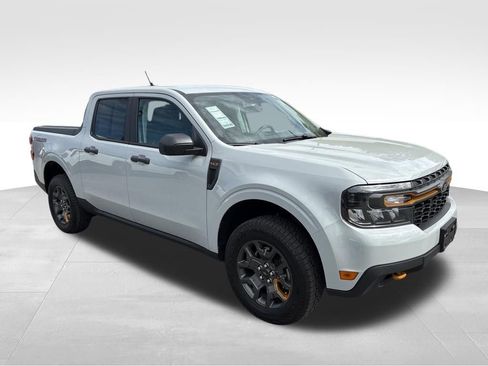 Used 2023 Ford Maverick Tremor w/ Tremor Off-Road Package AWD/4WD image 8