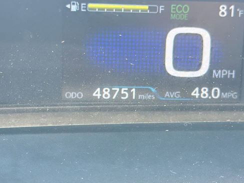 Used 2019 Toyota Prius Limited image 18