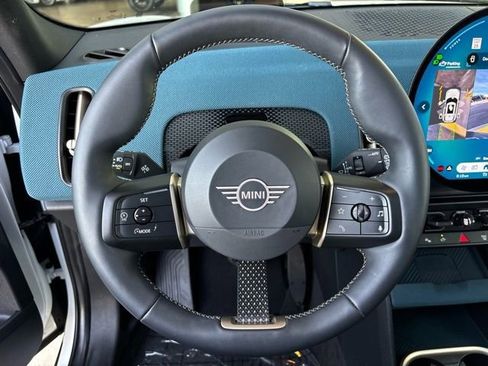 Used 2025 MINI Cooper Countryman S w/ Comfort Package Max image 11
