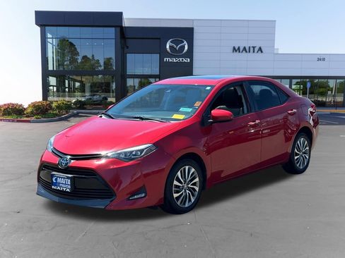 Used 2019 Toyota Corolla XLE FWD image 7