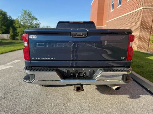 Used 2020 Chevrolet Silverado 2500 LT w/ Convenience Package AWD/4WD image 13