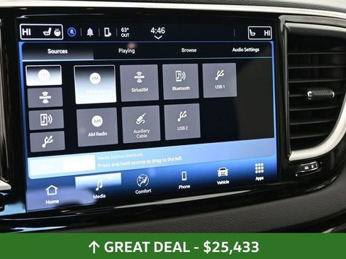 Used 2024 Chrysler Pacifica Touring-L FWD image 29