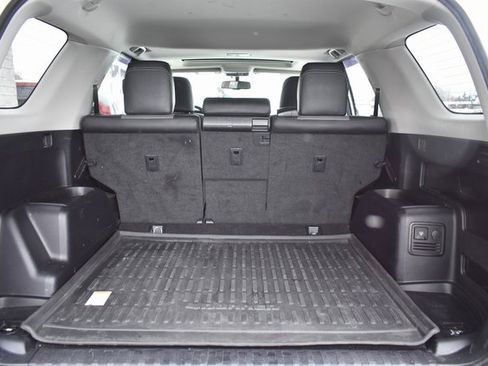 Used 2019 Toyota 4Runner SR5 Premium image 36