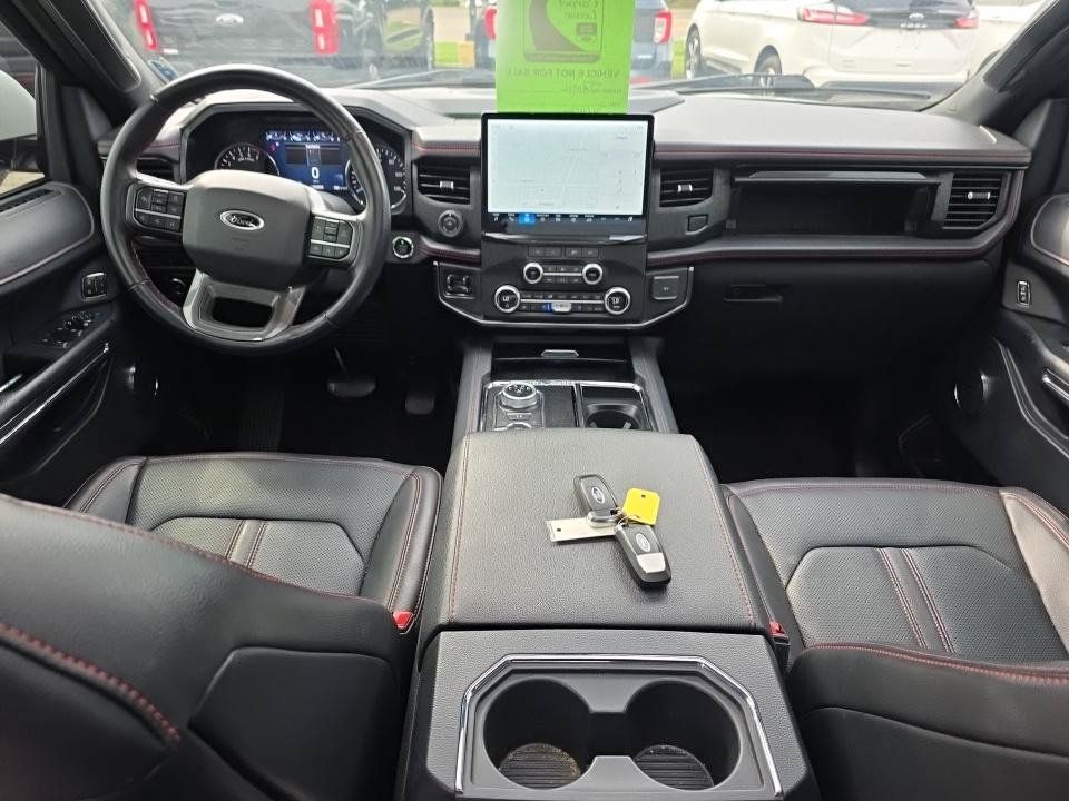 Used 2023 Ford Expedition Limited AWD/4WD image 11