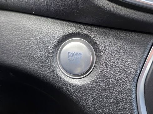 Used 2020 Hyundai Santa Fe SEL w/ Cargo Package image 26