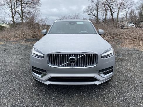 Used 2023 Volvo XC90 B6 Ultimate AWD/4WD image 3