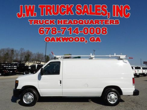 Used 2014 Ford E-150 and Econoline 150 image 2