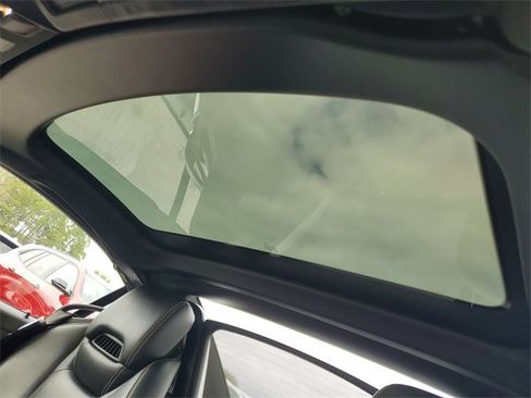 Used 2017 Mercedes-Benz SLC 300 SLC 300 image 11