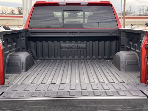 New 2026 GMC Sierra 1500 SLT image 26