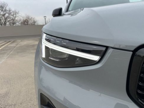 New 2026 Volvo XC40 B5 Plus w/ Protection Package Premier image 10