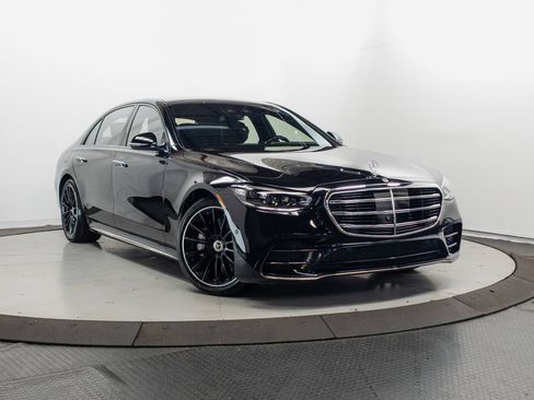 Used 2023 Mercedes-Benz S 580e 4MATIC Sedan image 1