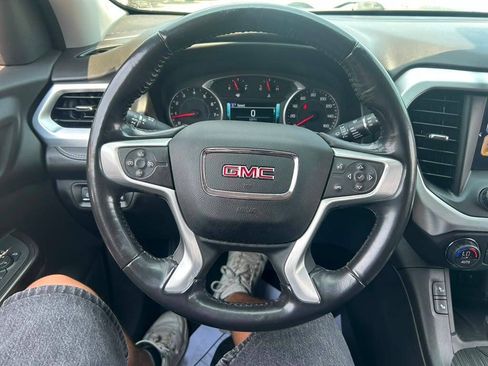 Used 2019 GMC Acadia SLT FWD image 13