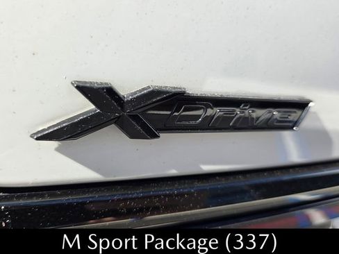 Used 2021 BMW 750i xDrive w/ Executive Package image 14