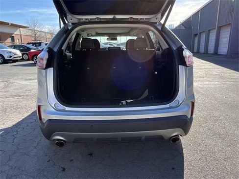 Used 2019 Ford Edge Titanium w/ Equipment Group 301A image 12