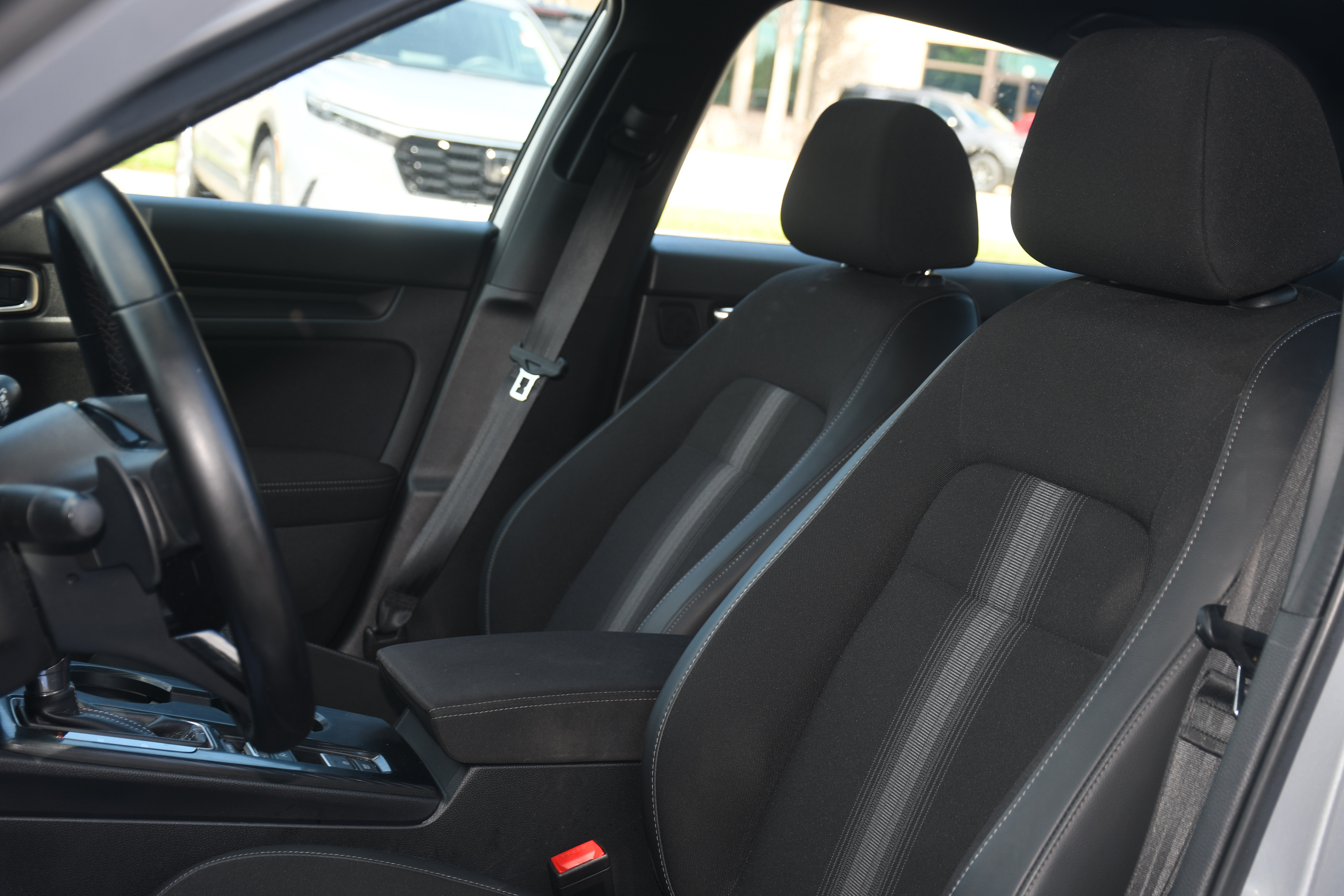 Used 2023 Honda Civic Sport image 11