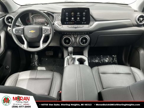Used 2024 Chevrolet Blazer LT FWD image 13