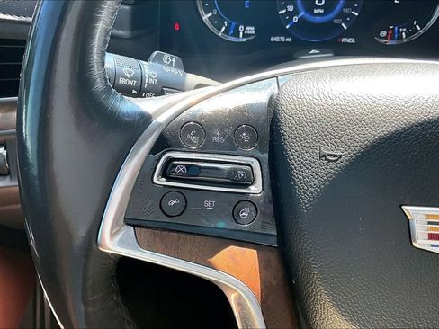 Used 2020 Cadillac Escalade Luxury AWD/4WD image 11