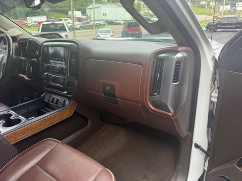 Used 2015 Chevrolet Silverado 2500 High Country w/ Duramax Plus Package AWD/4WD image 58