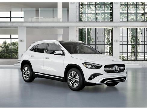 New 2026 Mercedes-Benz GLA 250 4MATIC image 11