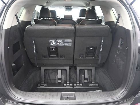 Certified 2025 Kia Carnival LXS image 34