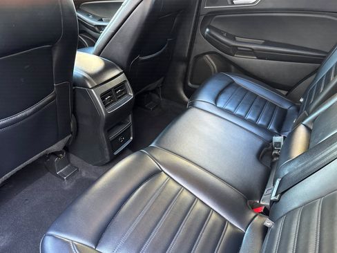 Used 2022 Ford Edge SEL image 26