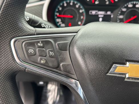 Used 2021 Chevrolet Malibu LS image 21